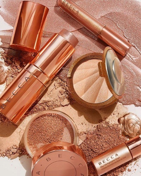 BECCA Cosmetics — Champagne Pop