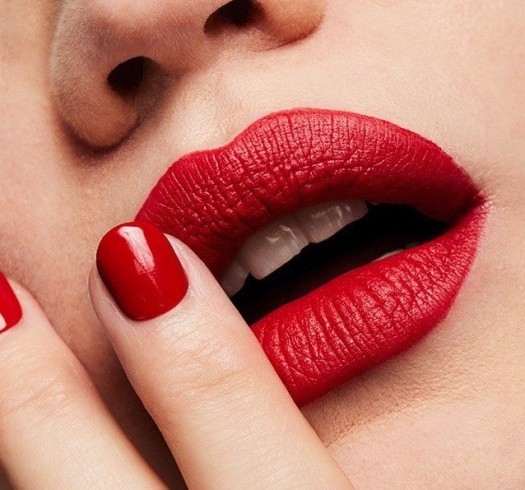 M.A.C Cosmetics — Ruby Woo